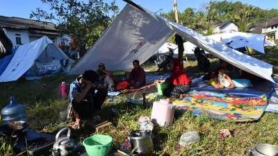 Gempa M5,7 Guncang NTT, Warga Labuan Bajo Berhamburan Keluar Rumah