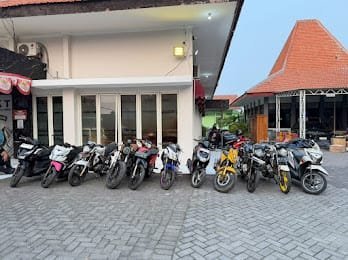 Polsek Gunung Anyar Amankan Motor Tanpa Dokumen yang Akan Dikirim ke Sumba NTT